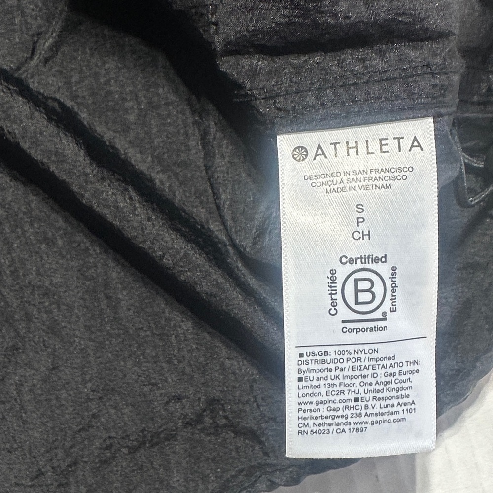 NWT Athleta Black lightweight Jacket with buttons elastic cuffs pull bungee tab - Picture 11 of 11